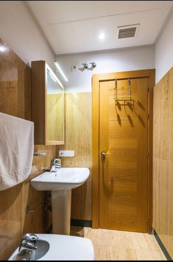 Апартаменти Adorable Apartamento Centro Гранада Екстер'єр фото